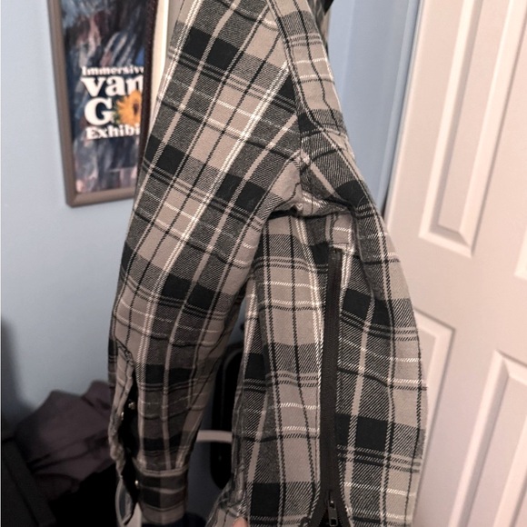 Converse reversible Black Plaid Jacket - Picture 6 of 10